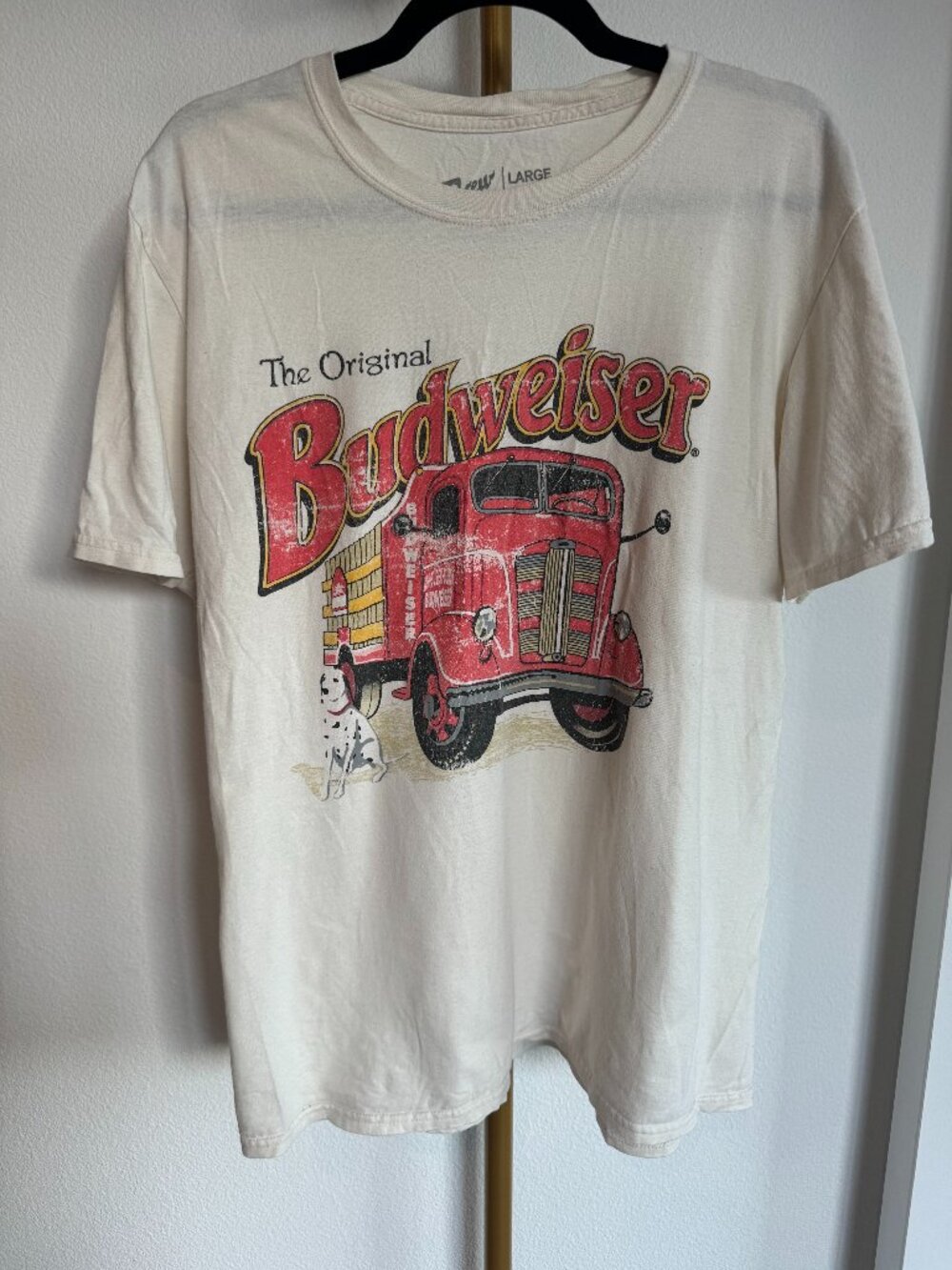 Budweiser Retro Fire Truck Dalmatian Graphic Tee Large